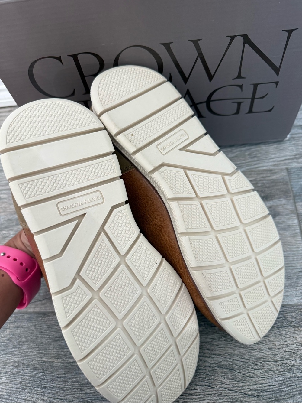 Crown Vintage Bob Wide Width Oxford - Kids - Picture 3 of 4
